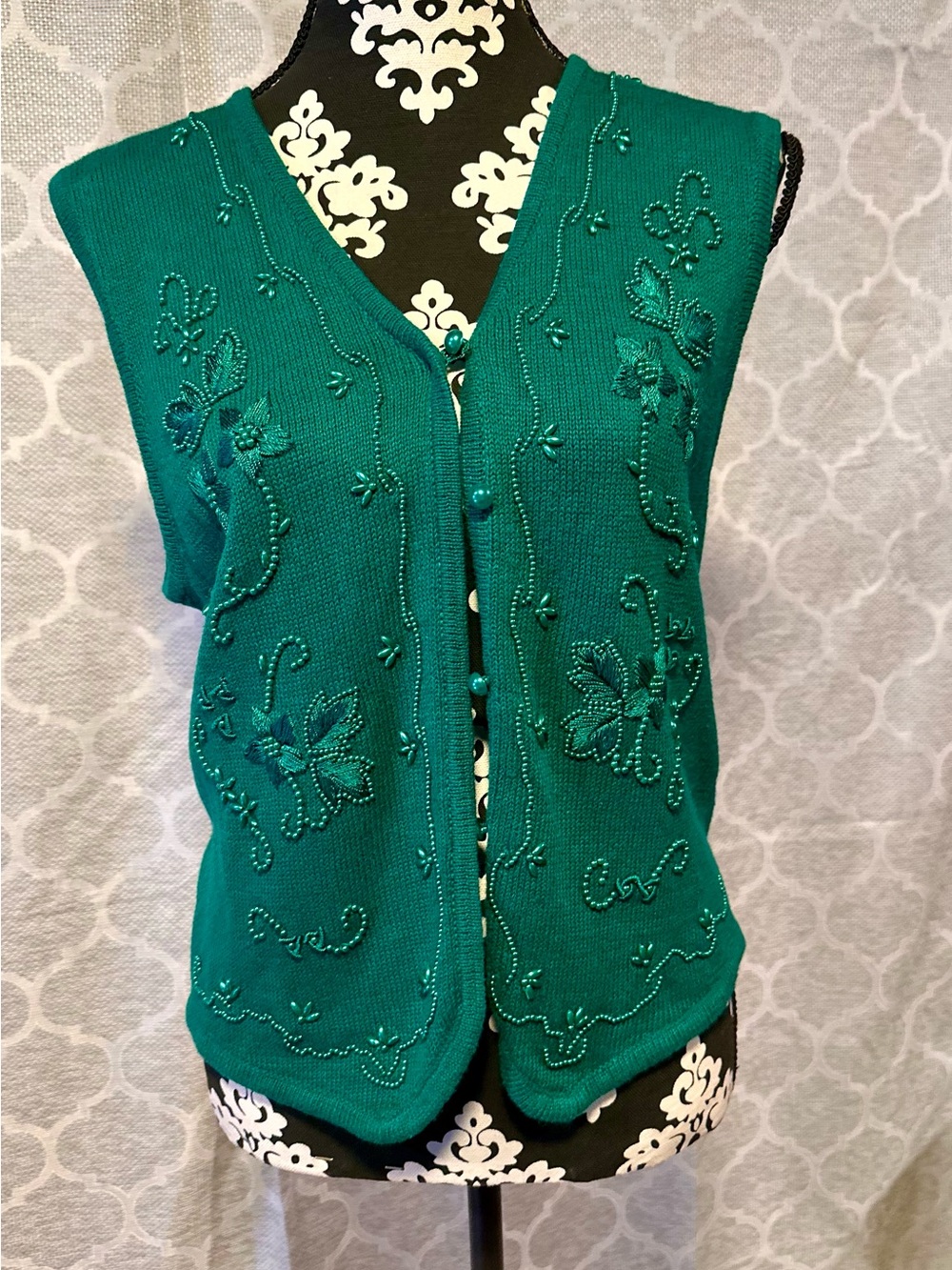 Vtg 90s Requirements beaded embroidered emerald green Sweater Vest - Women sz S